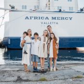 MGF260618_VALITON_FAMILY_BRANDED_RV009_HI-MID